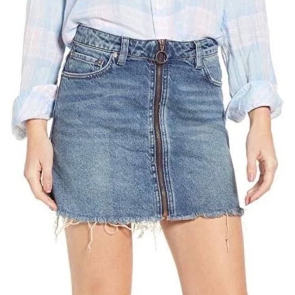 We The Free Front Zip Denim Skirt Size 26 - Picture 1 of 10